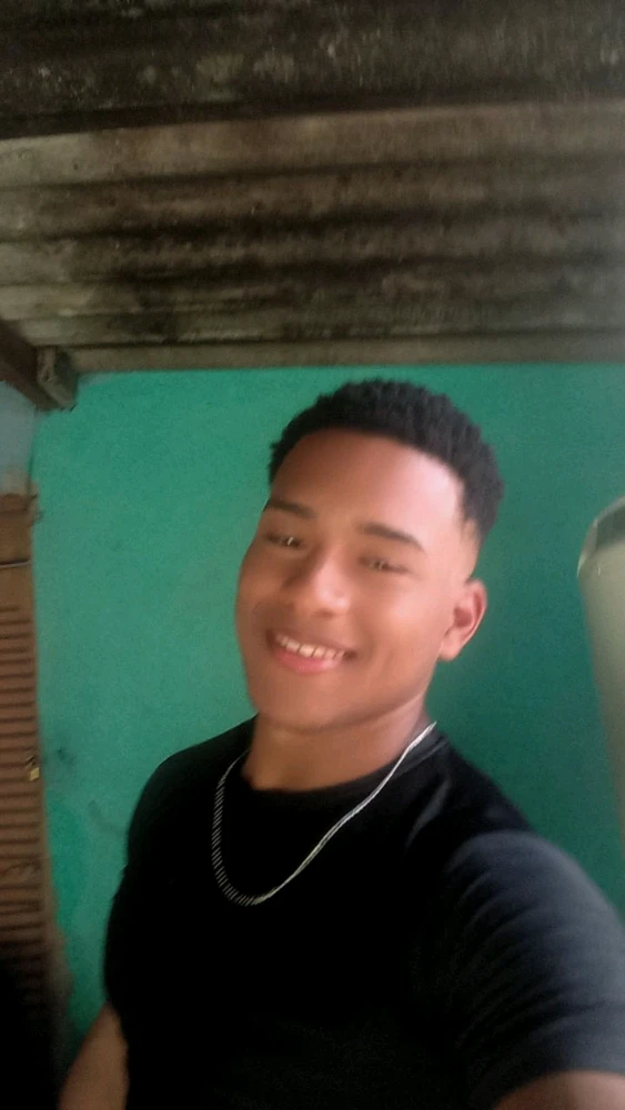 GIF uploaded by Natan