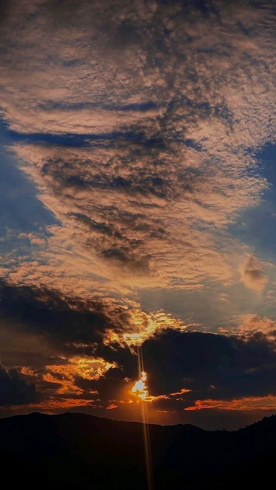 GIF uploaded by Fares