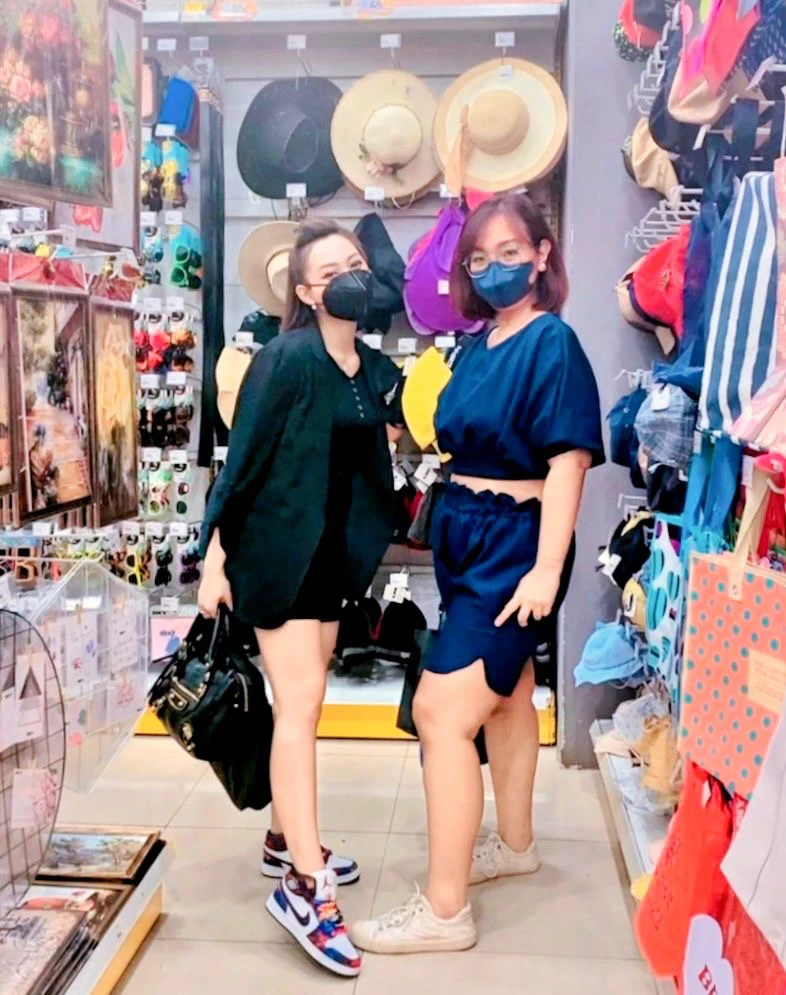 GIF diunggah oleh Eviii
