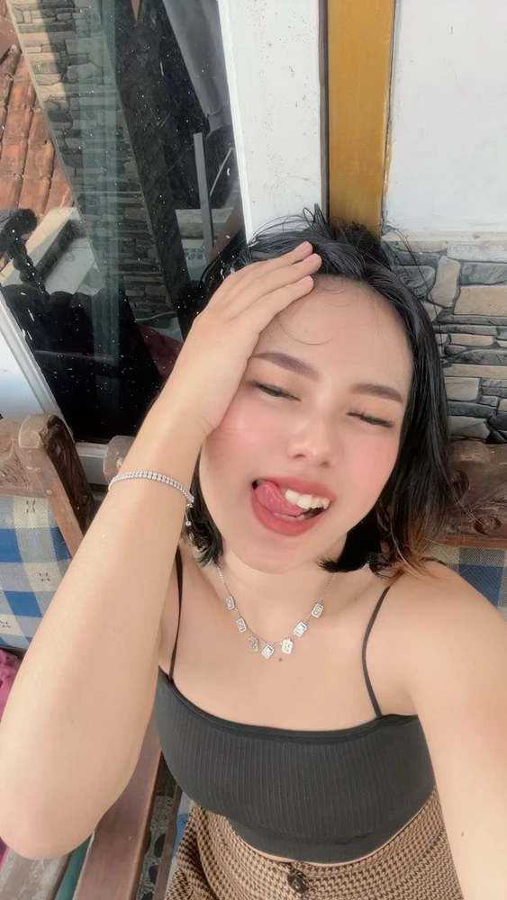 GIF uploaded by Sel
