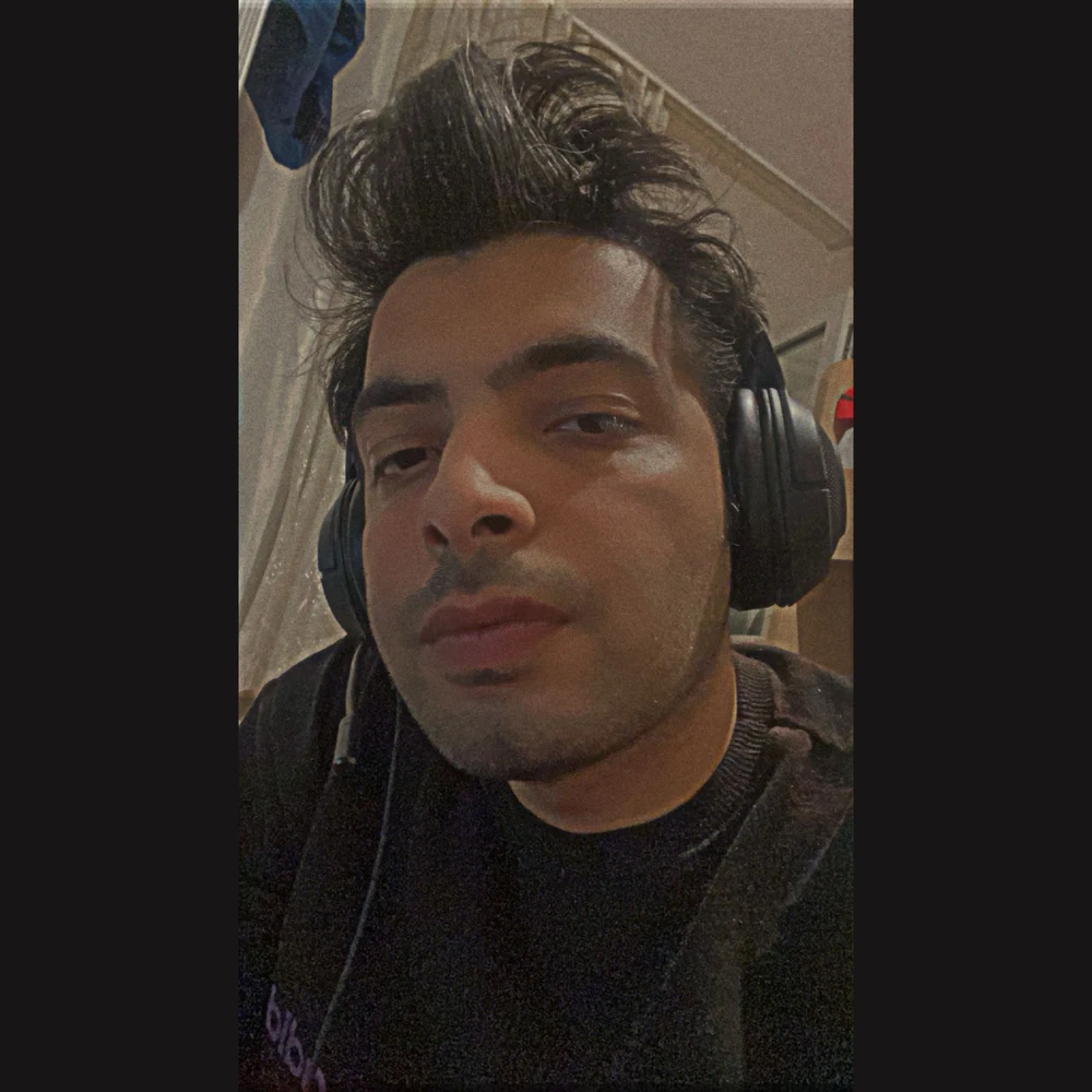 GIF uploaded by Emre
