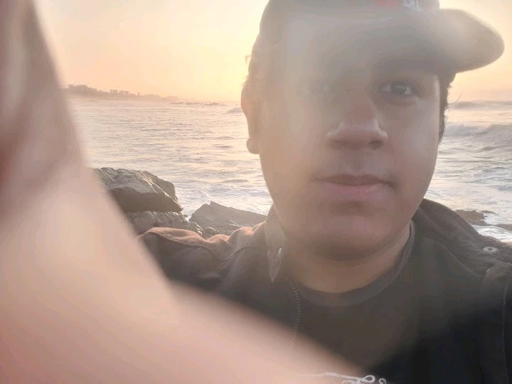 GIF uploaded by Rafael