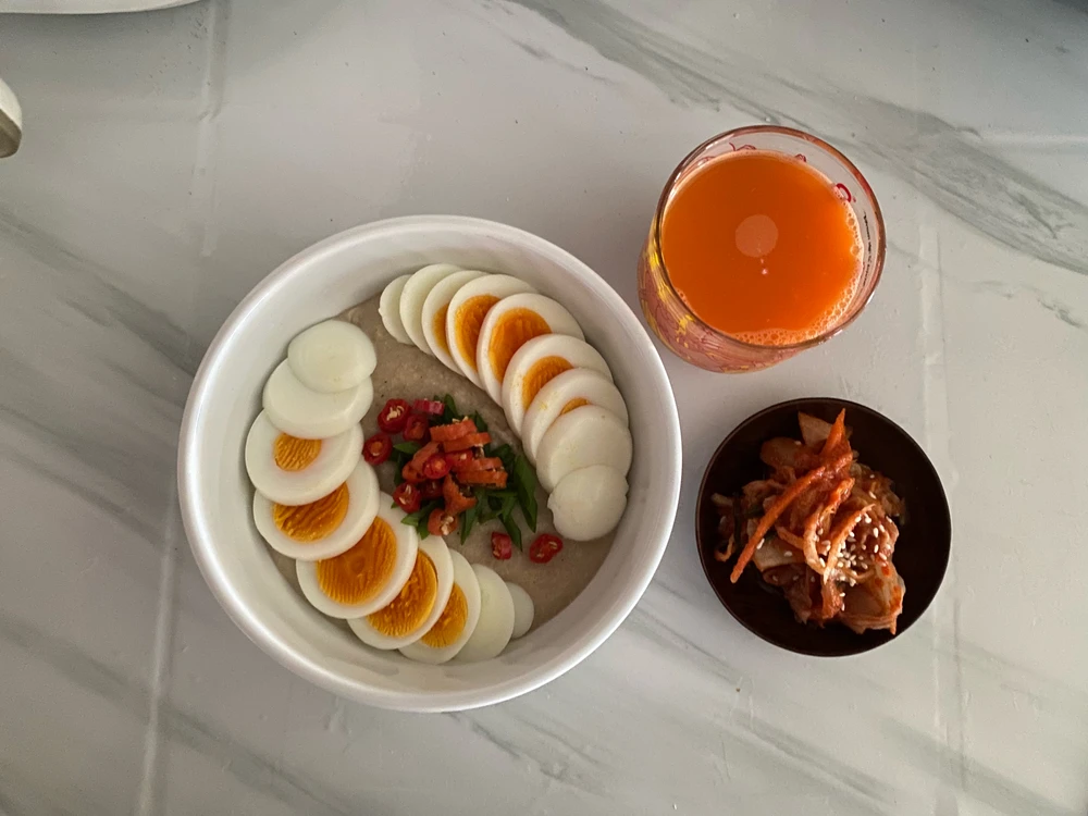 GIF uploaded by Maulida