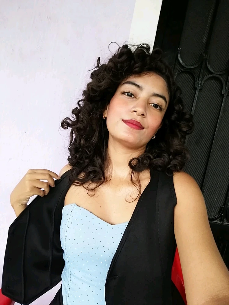 GIF uploaded by Dayan