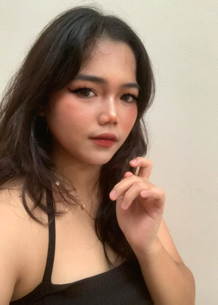 GIF uploaded by Alana