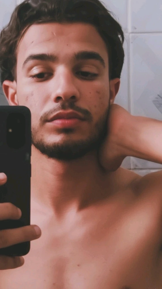 GIF uploaded by Mohadine Maiti
