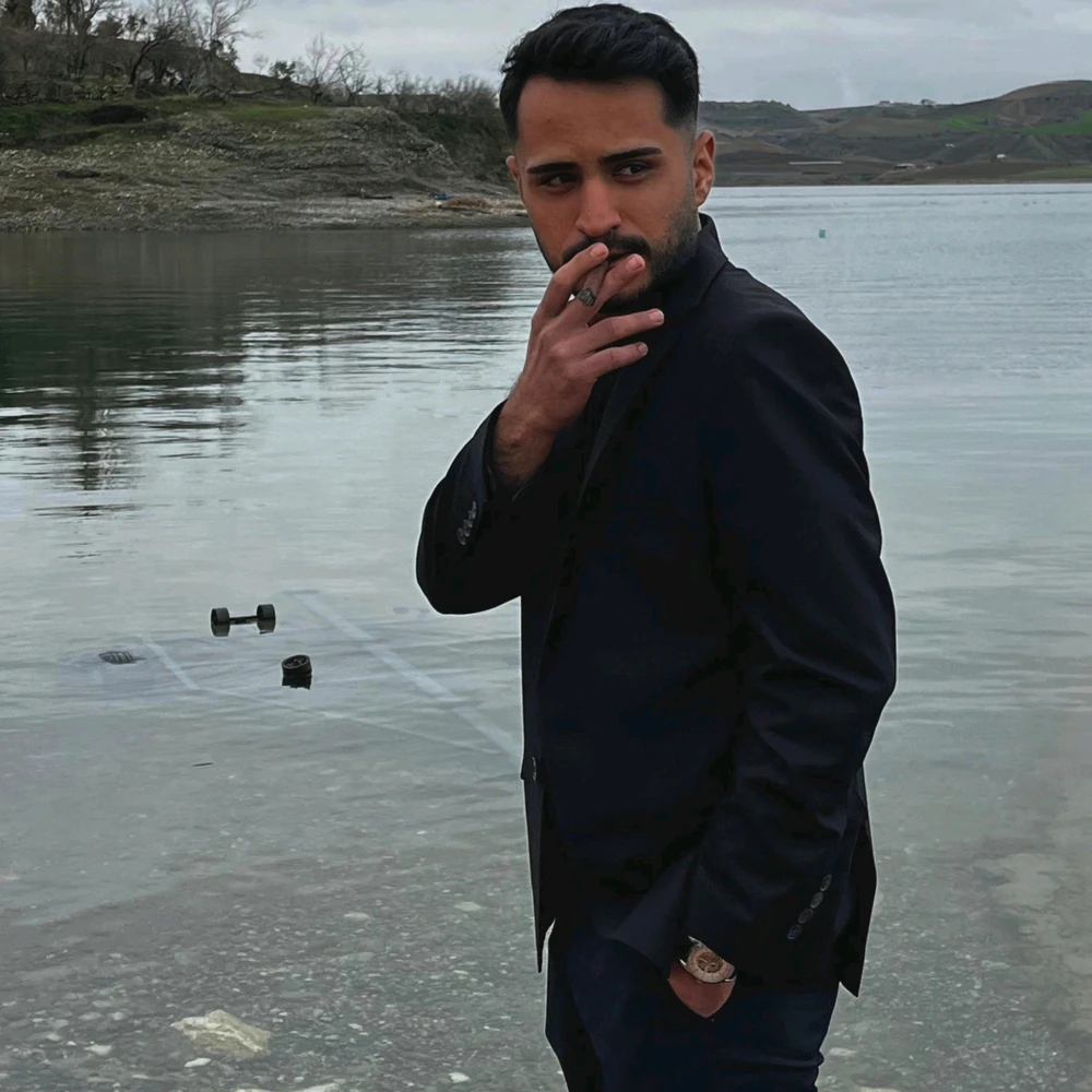 GIF uploaded by Serhat