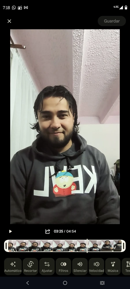 GIF pujat per Andrés