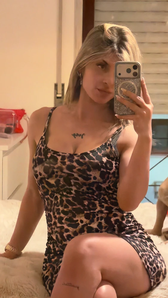 GIF uploaded by Serena Gomes