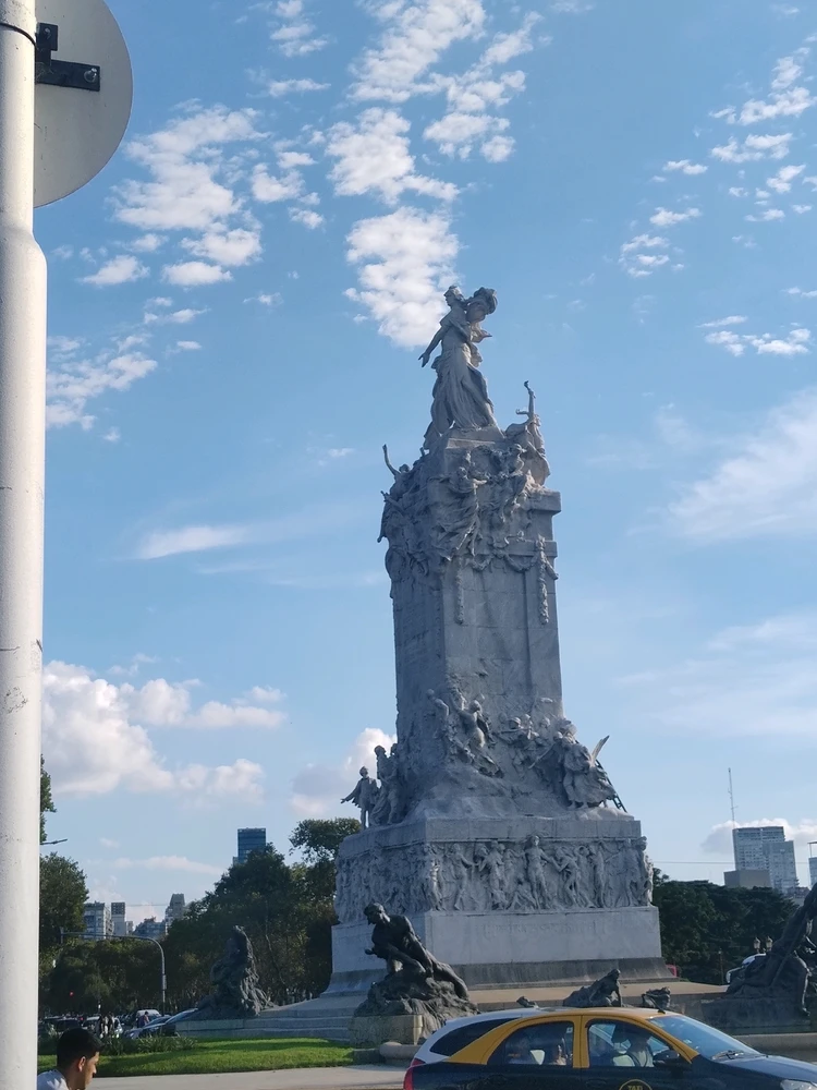 Luis 上傳的 GIF
