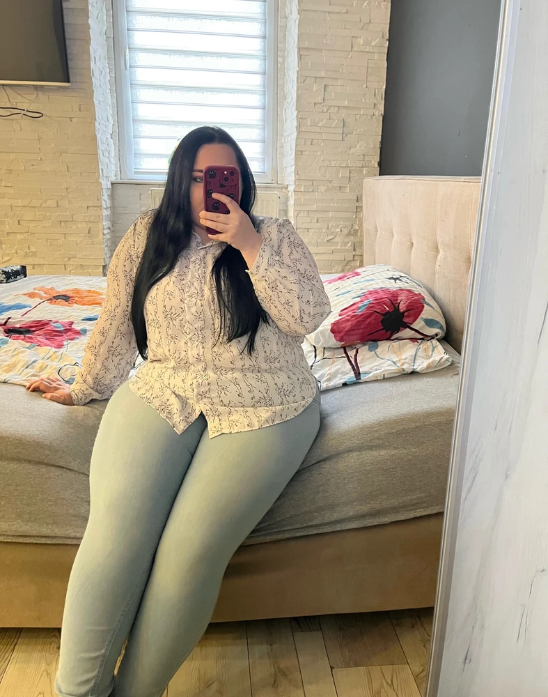 GIF uploaded by Mariana ☭