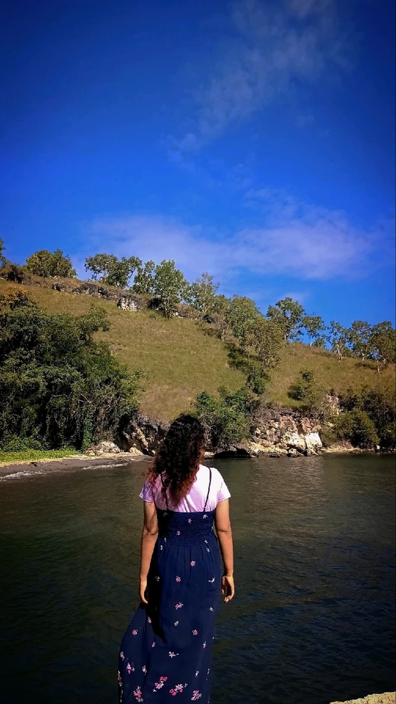GIF uploaded by Yasmin