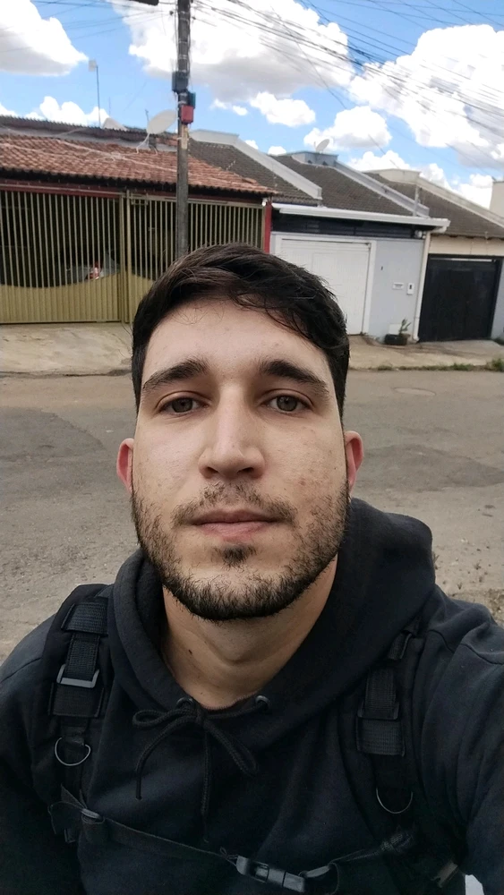 GIF uploaded by Silvan Furtado