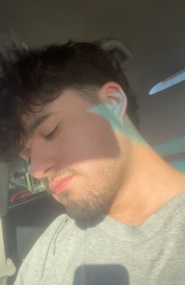 GIF subido por John