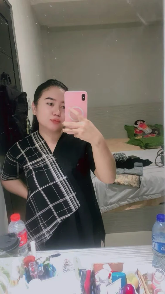 GIF uploaded by Reni