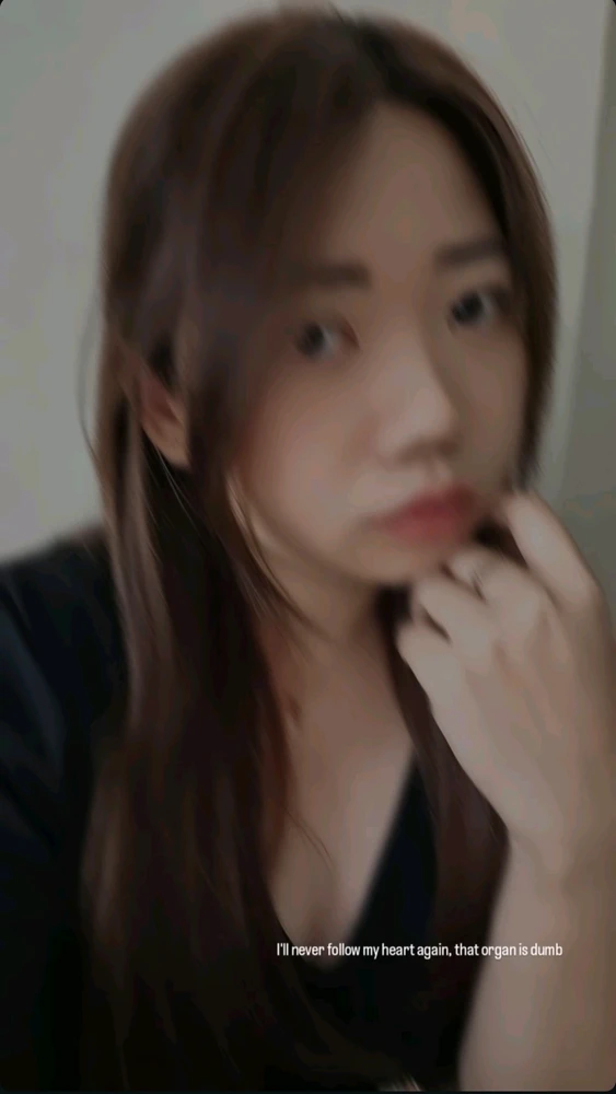 GIF uploaded by Raphaelle
