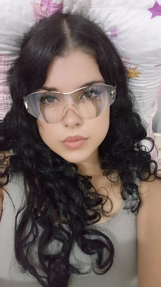 GIF uploaded by Bella