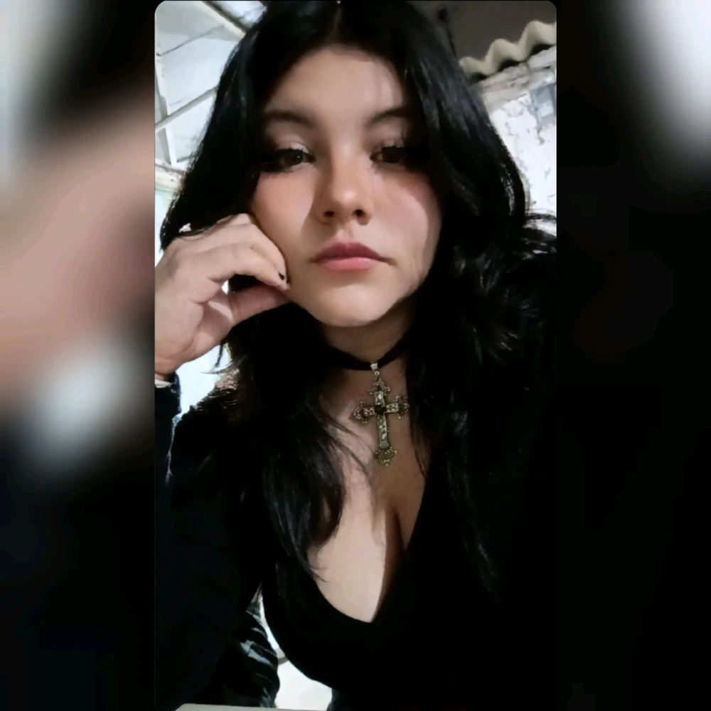 GIF uploaded by Yara