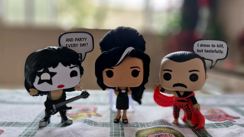 GIF uploaded by Vinícius Mendonça