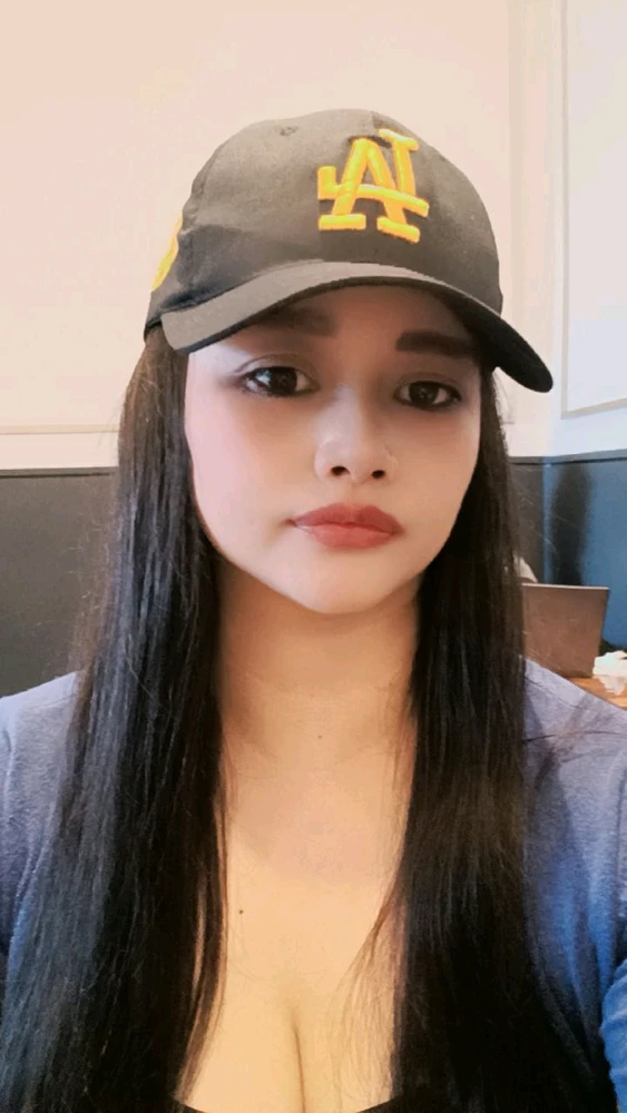 GIF uploaded by Priscilla