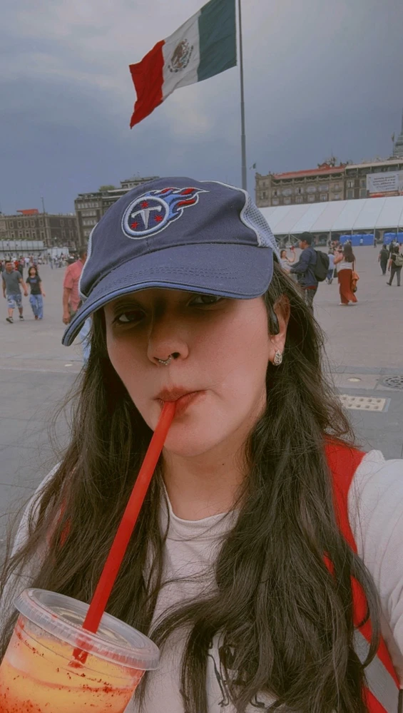 GIF uploaded by Ximena