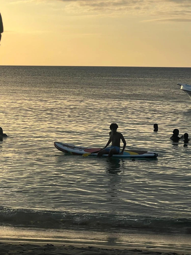 GIF uploaded by Junior
