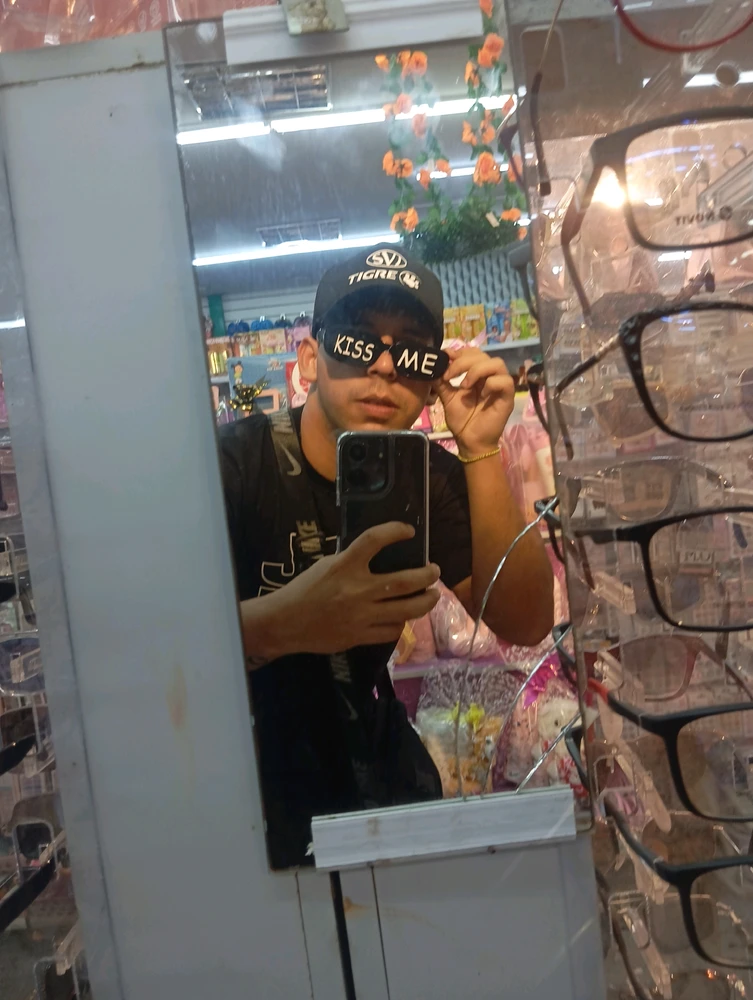 GIF uploaded by Alexsandre