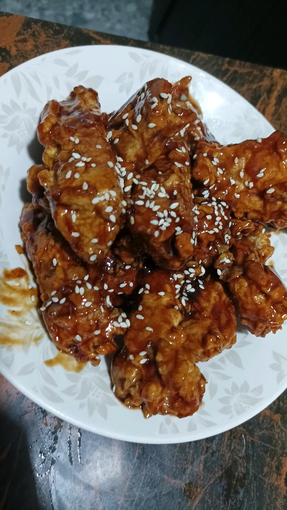 GIF uploaded by Rya