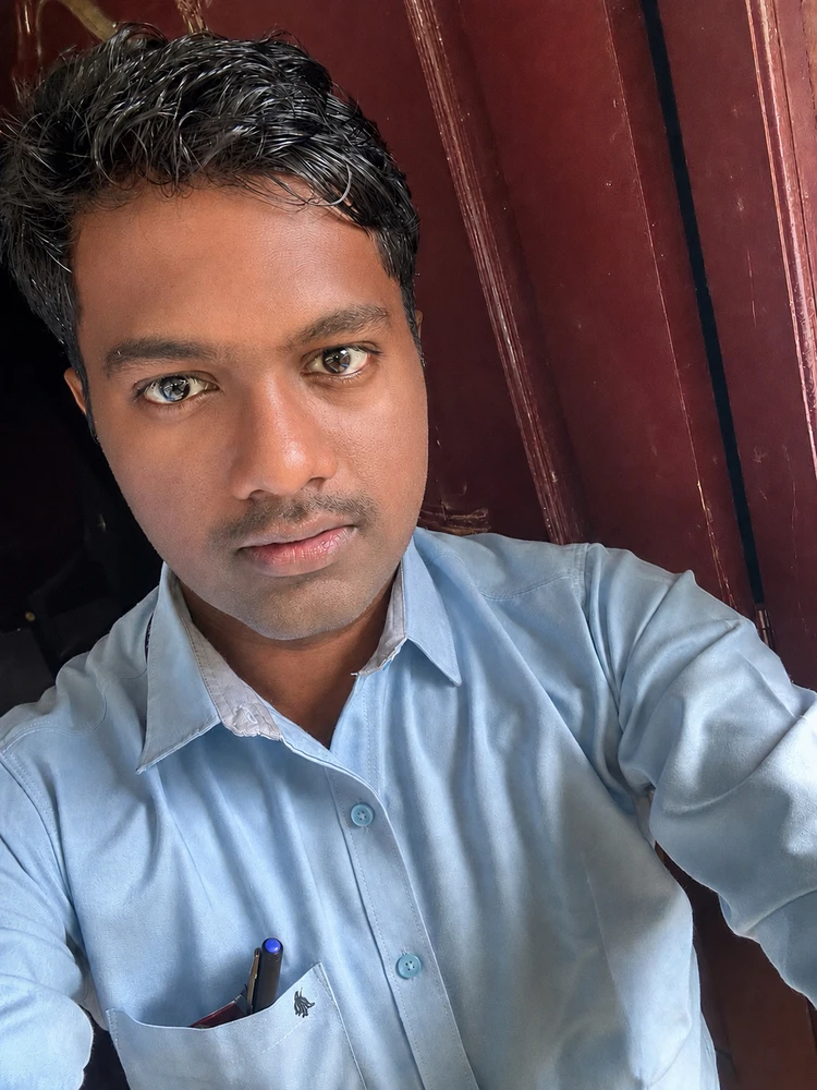 GIF uploaded by Vino