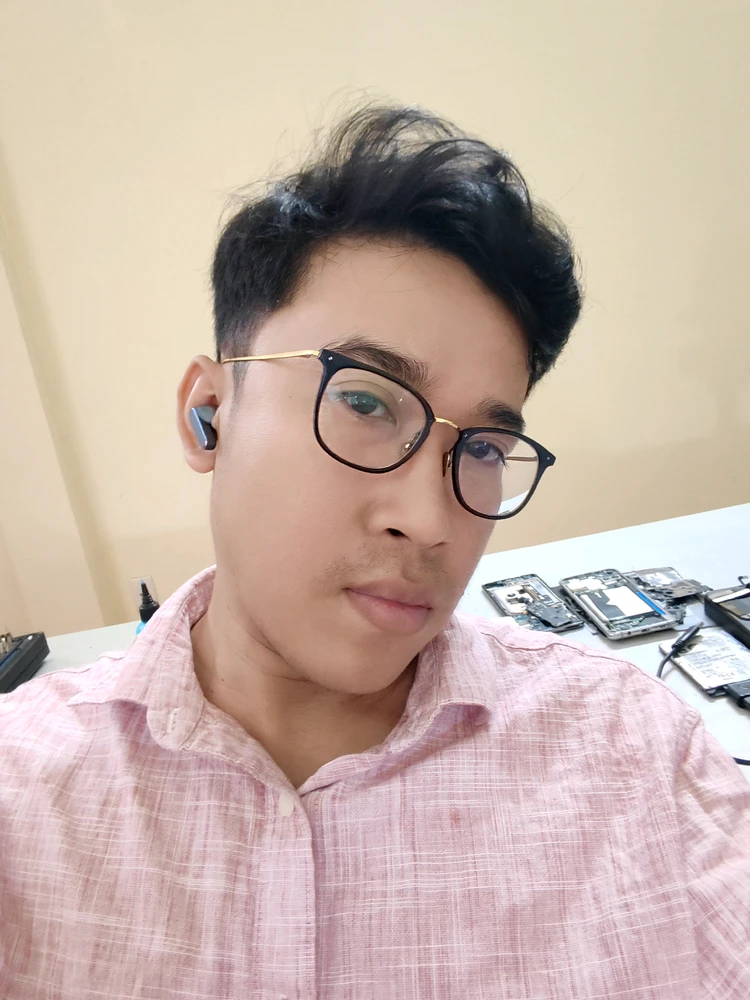 GIF được Huy tải lên