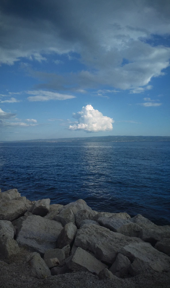 GIF uploaded by Anita