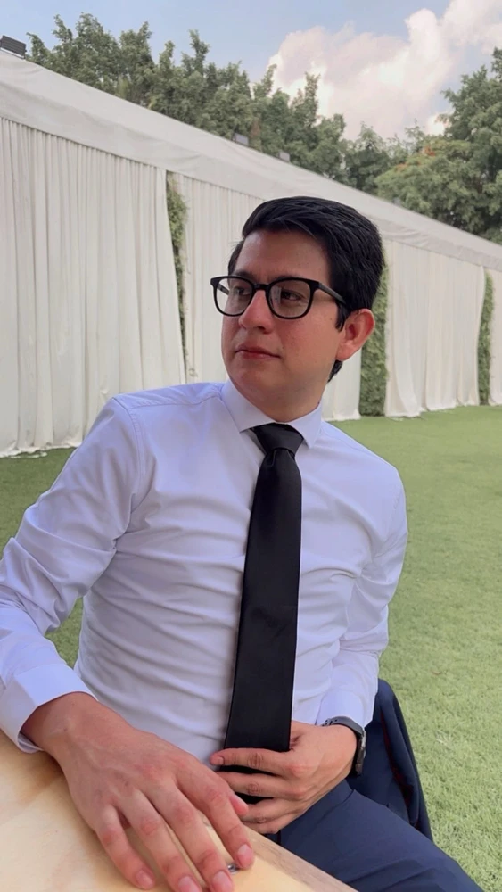 GIF uploaded by Misael