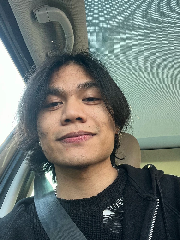 GIF uploaded by Alex