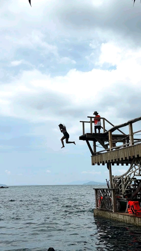 GIF uploaded by Mae