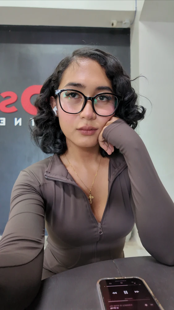 GIF uploaded by Zu