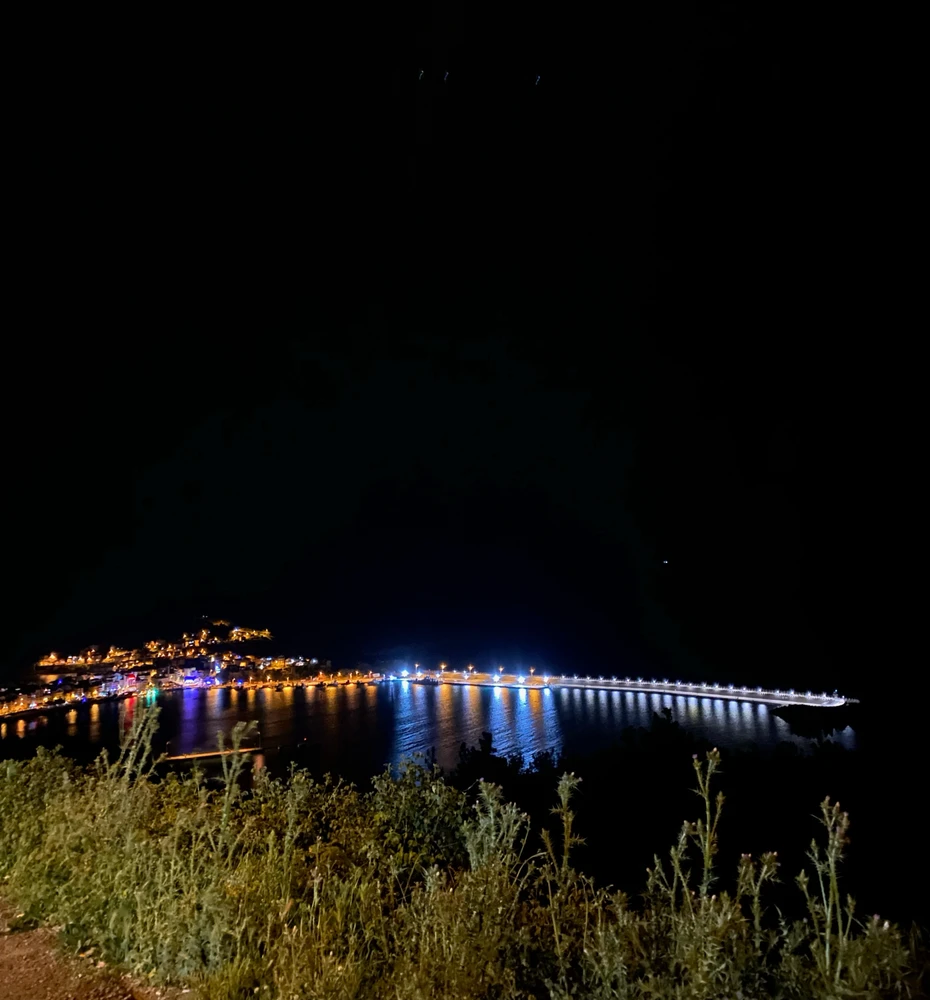 Eda Nur tarafından yüklenen GIF