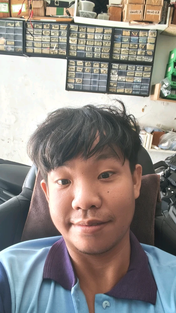 GIF diunggah oleh Ferry