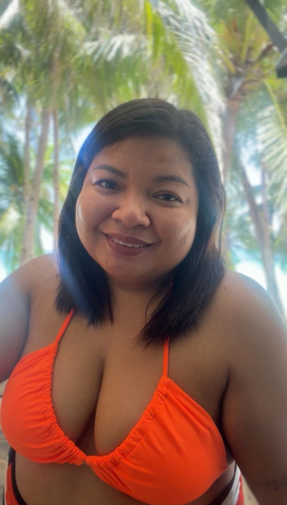 GIF uploaded by Cece