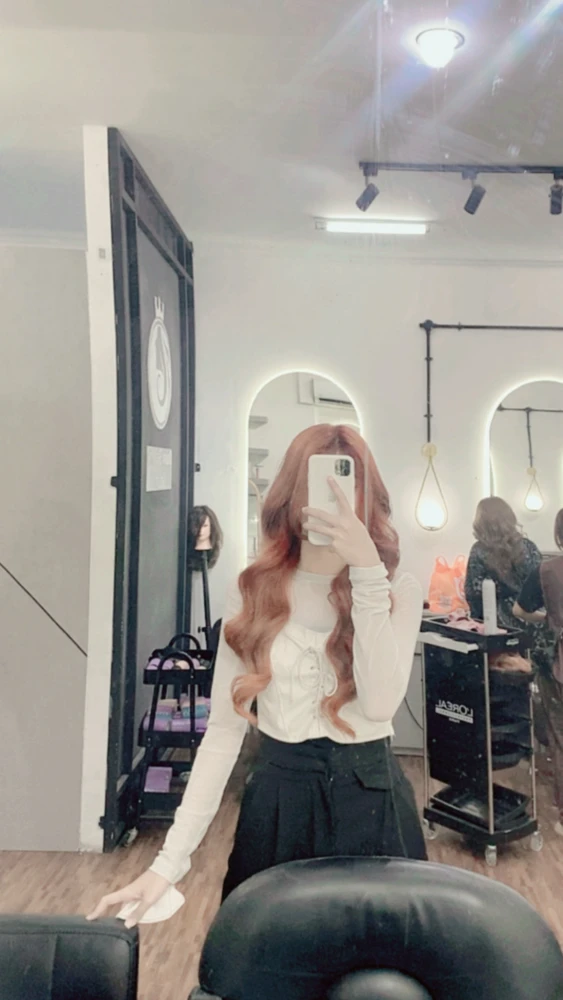 GIF uploaded by Alvina
