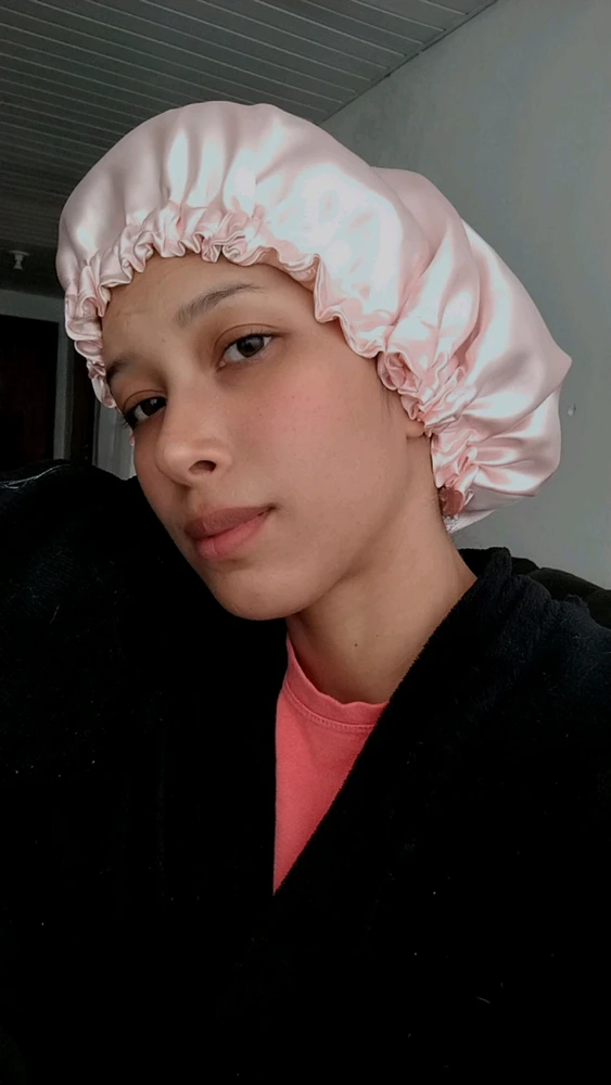 GIF uploaded by Bella