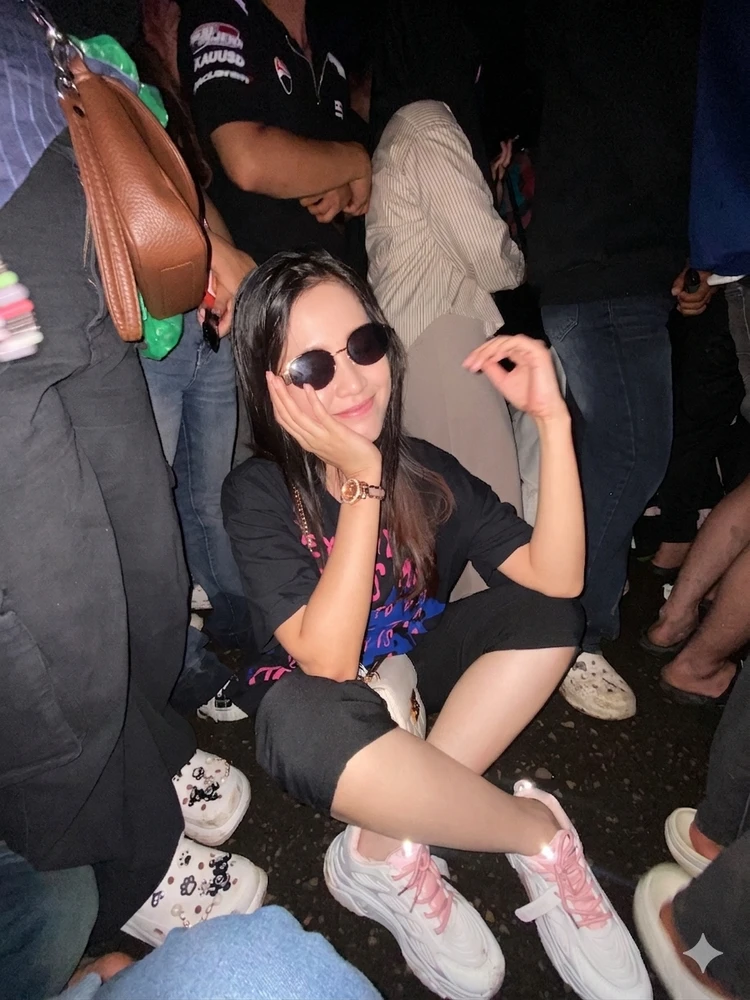 GIF uploaded by Delisha