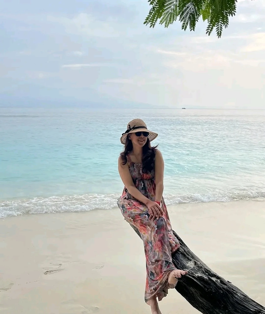 GIF uploaded by Nila