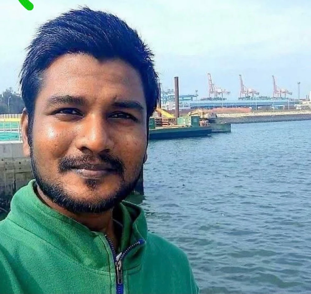 GIF na in-upload ni Chitharanjan vb