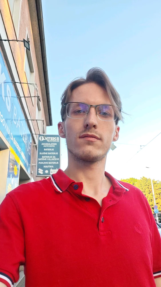 GIF učitao/la borna