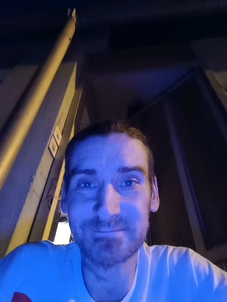 GIF uploaded by Damir