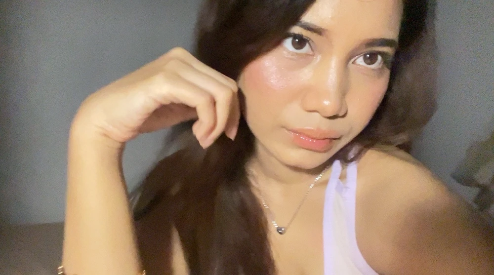 GIF uploaded by Hannah