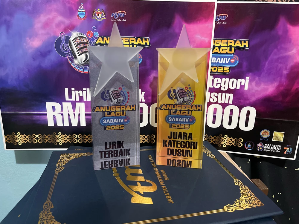 GIF uploaded by Jerah 🌻