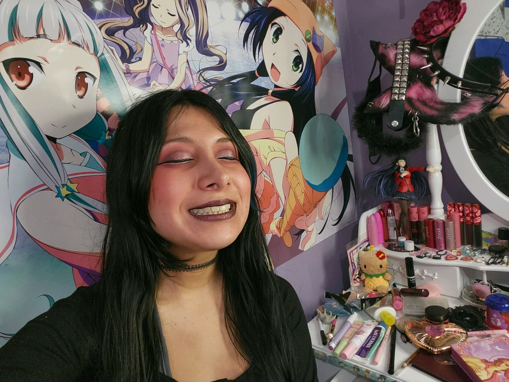GIF uploaded by Saya