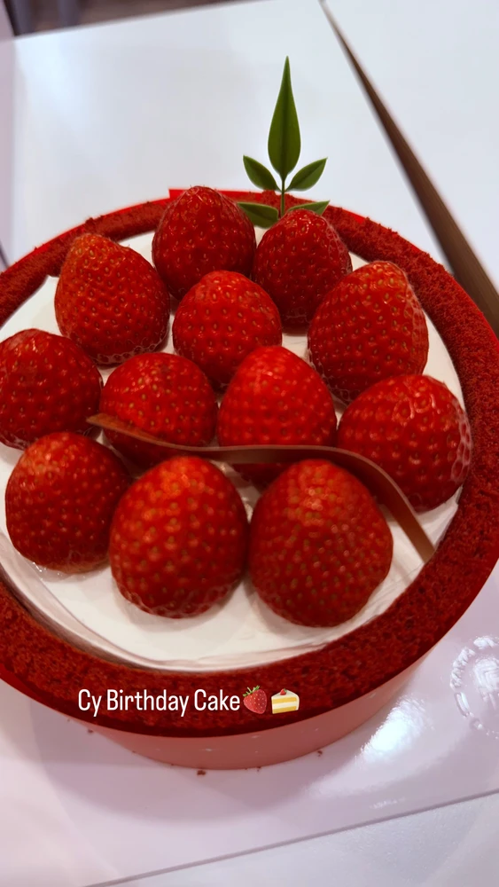 GIF uploaded by cy