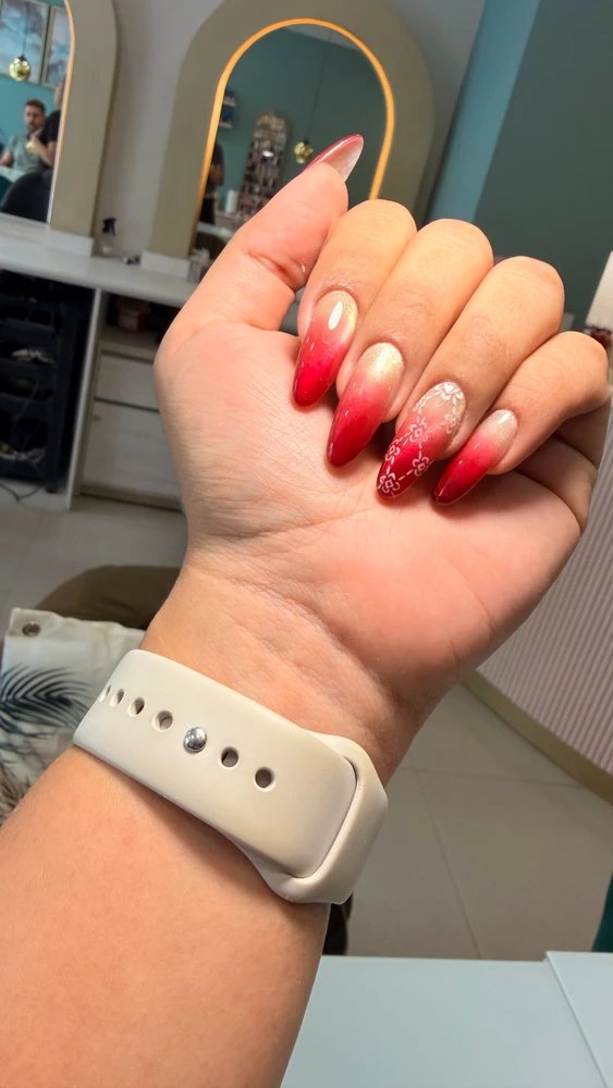 GIF uploaded by Junne